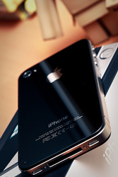 For Sale:Apple Iphone 4 32Gb HD, HTC Desire, BlackBerry Bold 9700 